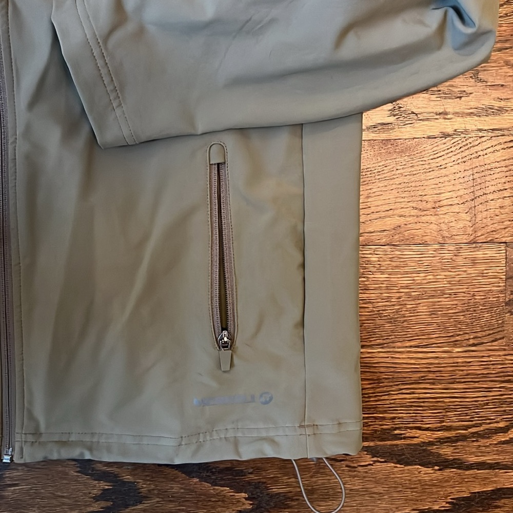 Waterproof Merrell Jacket. Size Small. Excellent … - image 4
